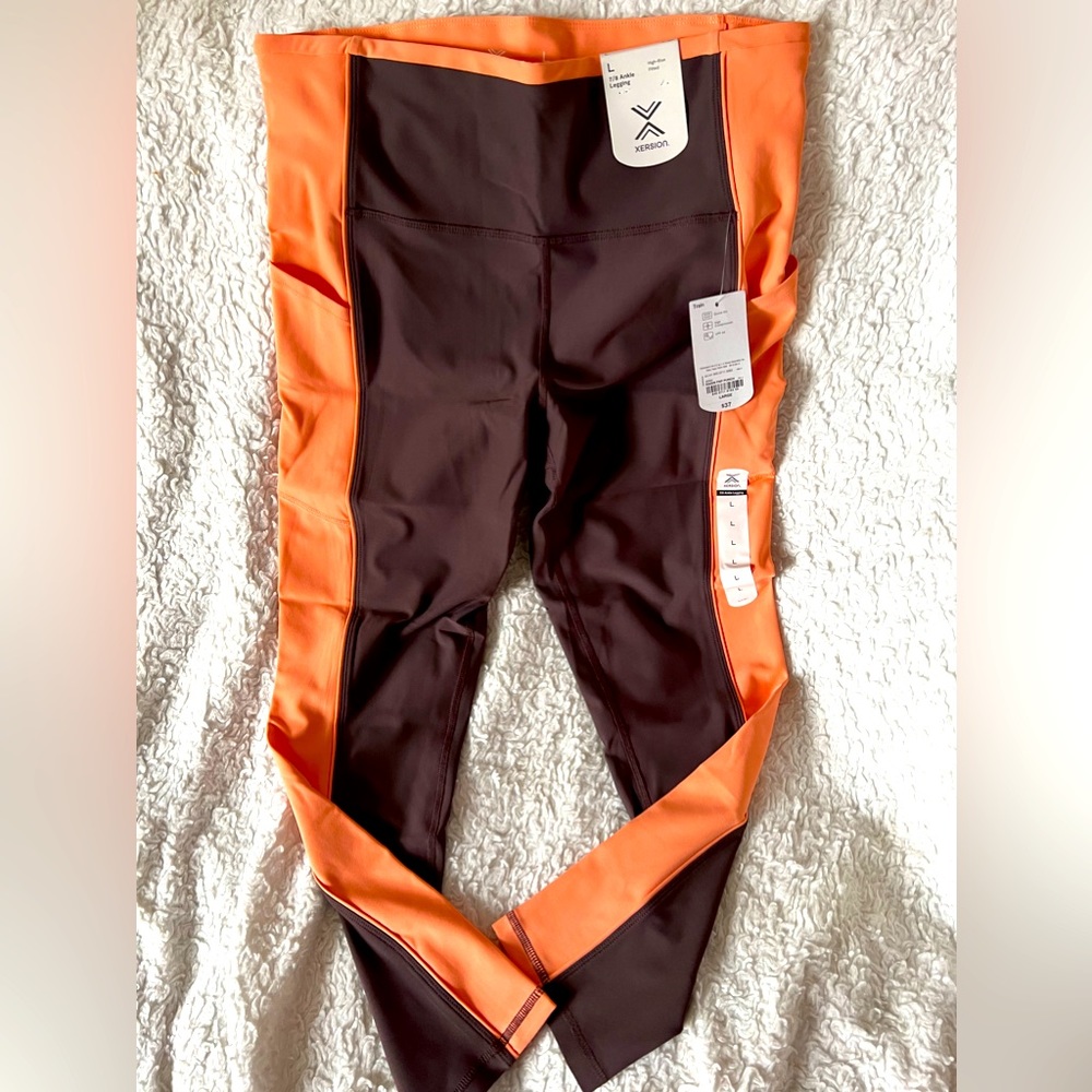 Brand new with tags 7/8 ankle leggings!